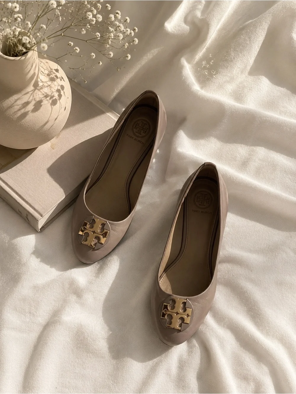 Tory Burch | Luna Taupe Gold-Accent Leather Wedges | 7